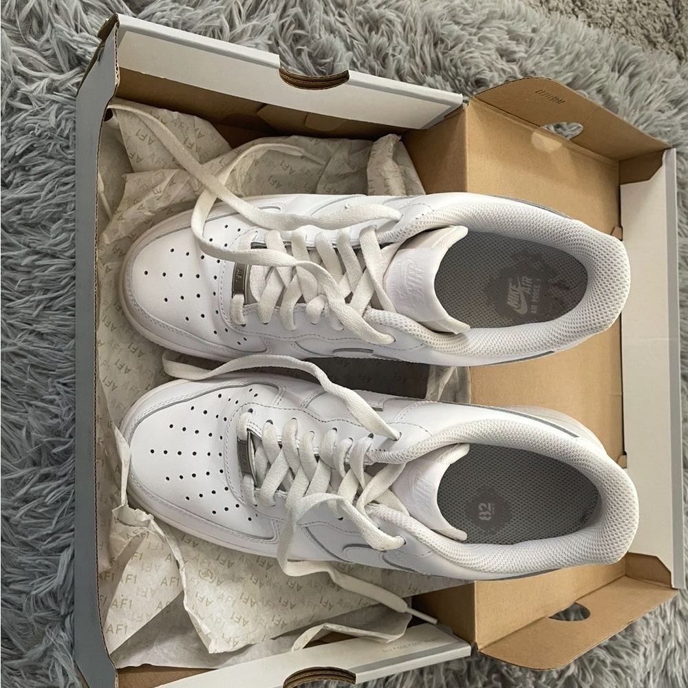 Nike Air Force 1 White Sneakers